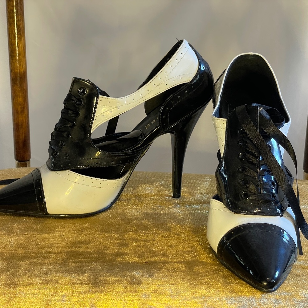 Pleaser Saddle Shoes Heels